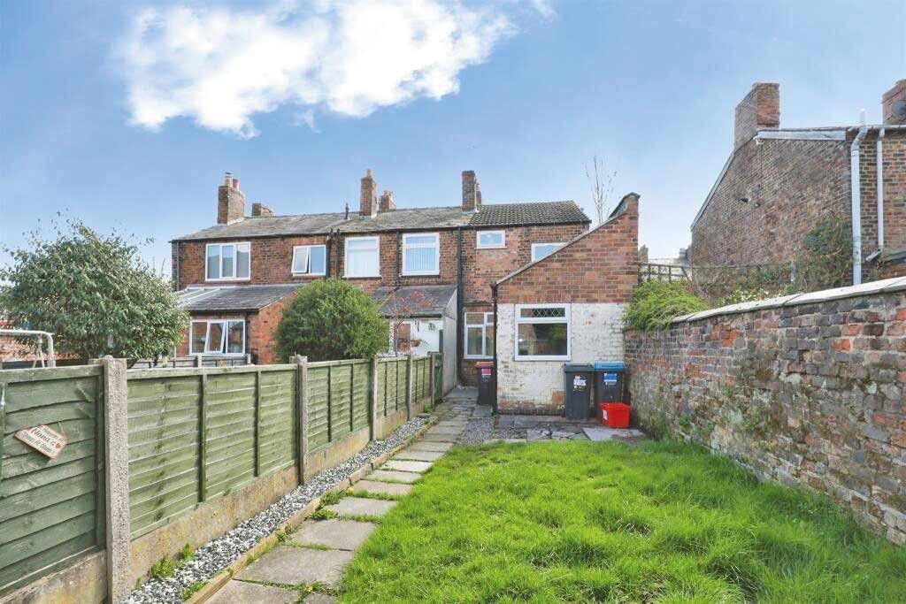 Property photo 2 of 11