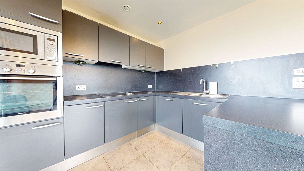 Property photo 3 of 9 Picture No. 01
