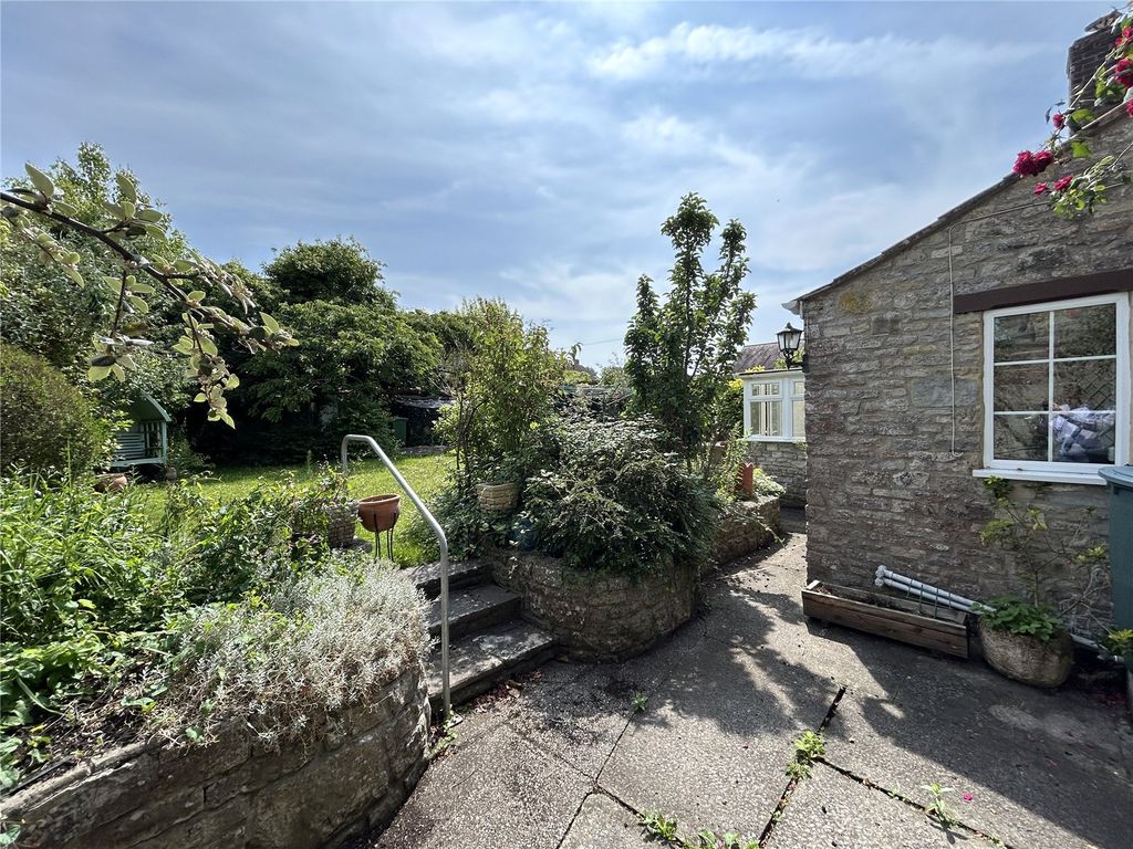 Property photo 3 of 16 Picture No. 19
