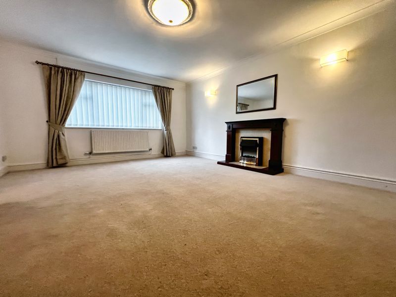 Property photo 2 of 16 Photo 9