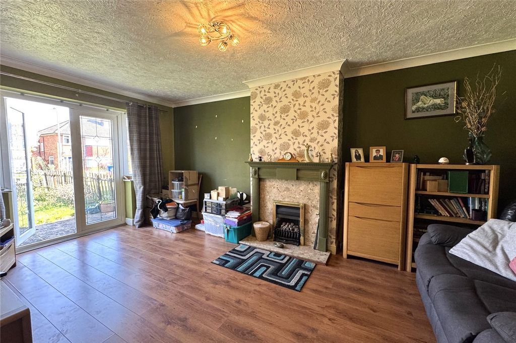 Property photo 2 of 14 Picture No. 22