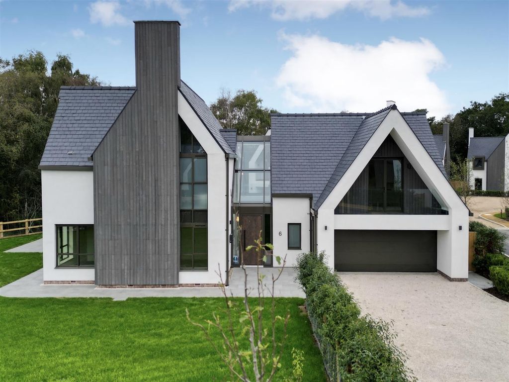 Property photo 1 of 19