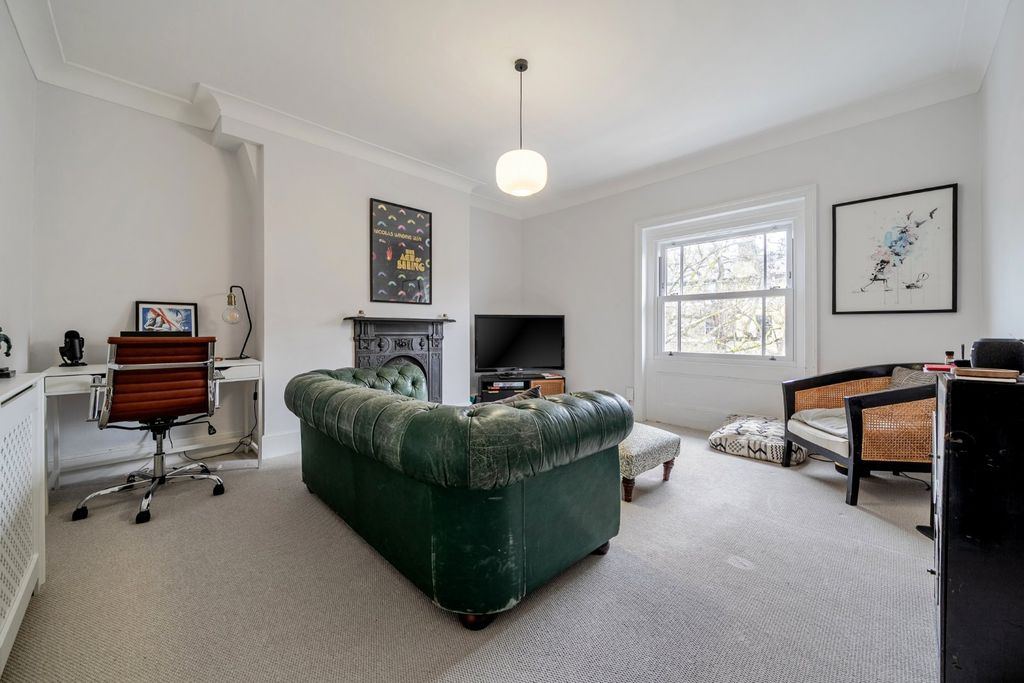 Property photo 2 of 15 Reception