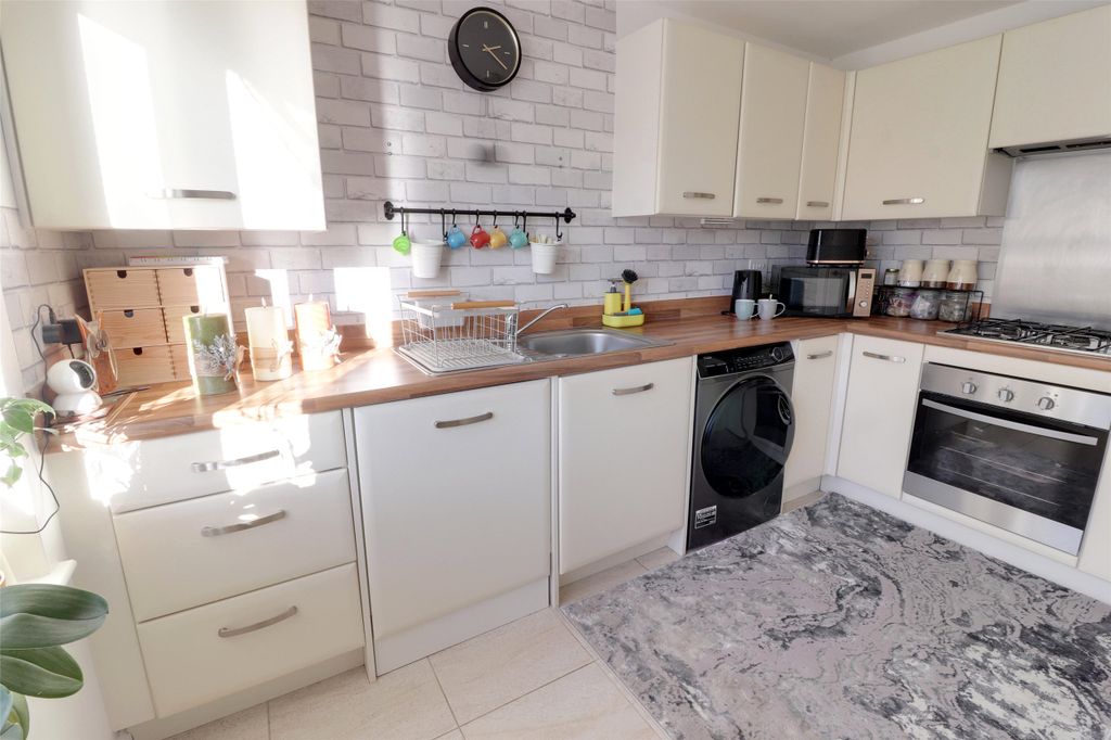 Property photo 2 of 11 Picture No. 02