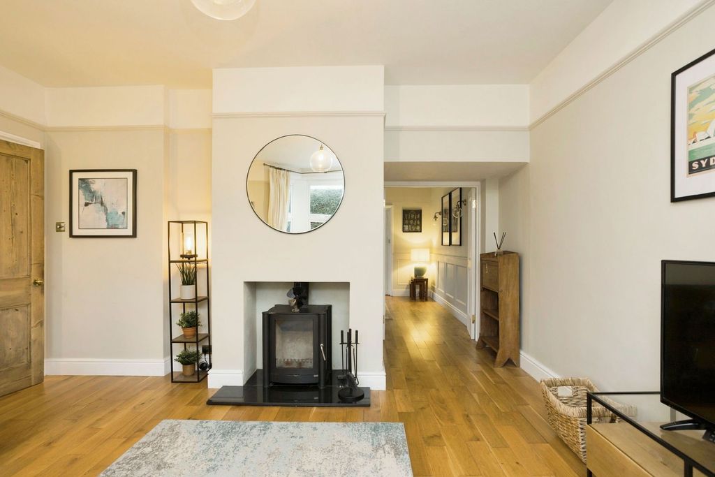 Additional image 4 of 3 bed detached house for saleSt Leonards Road, Horsham, West Sussex. RH13