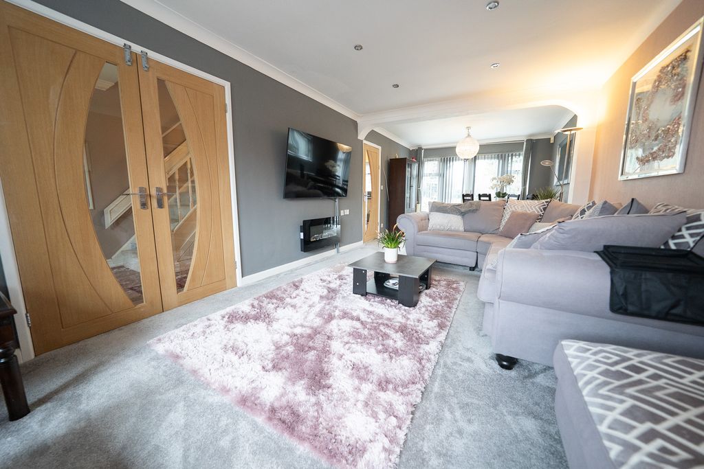 Property photo 3 of 25 Dsc01878