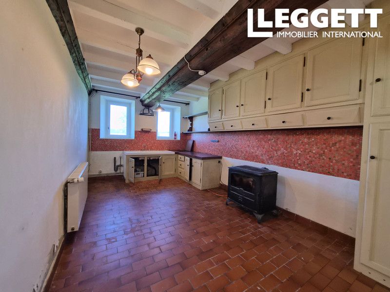 Property photo 3 of 10