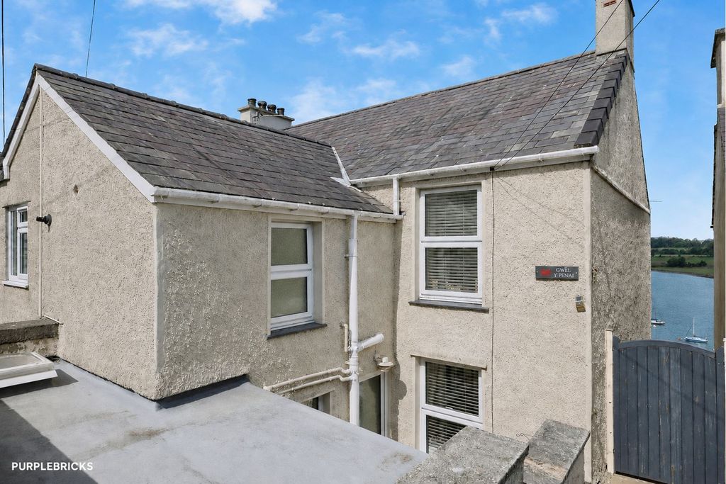 Property photo 2 of 26