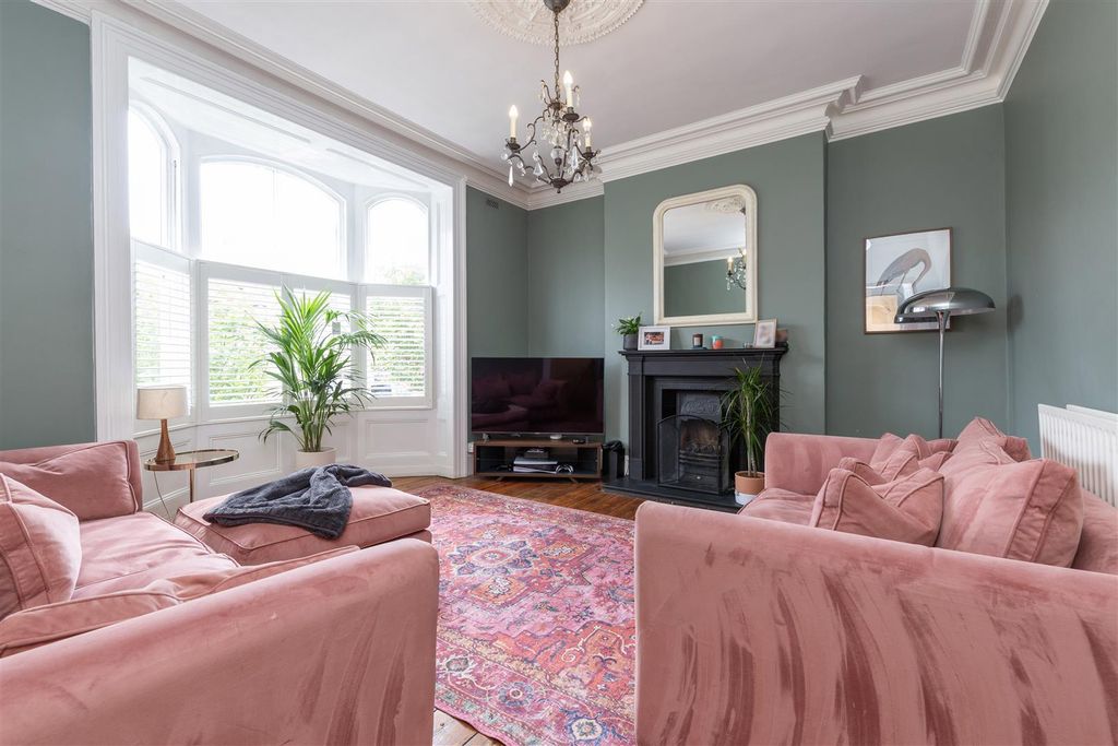 Additional image 4 of 4 bed town house for salePierremont Crescent, Darlington DL3