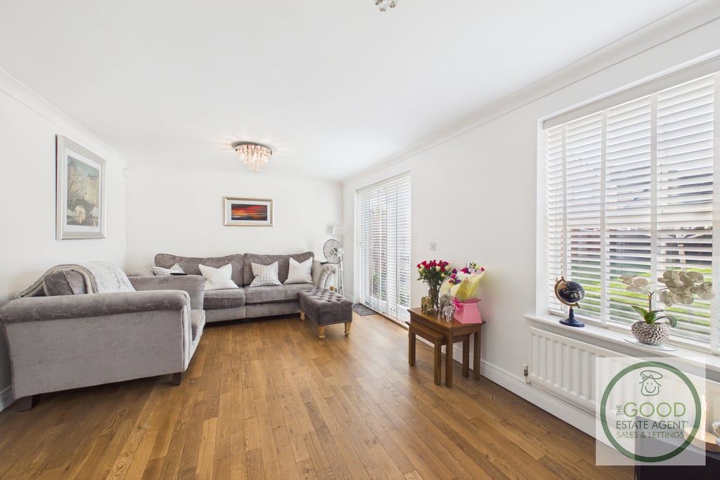 Property photo 2 of 15