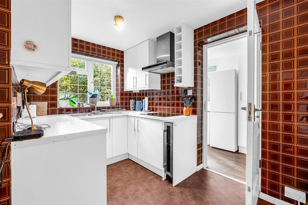 Property photo 3 of 25 Internal-2.Jpg