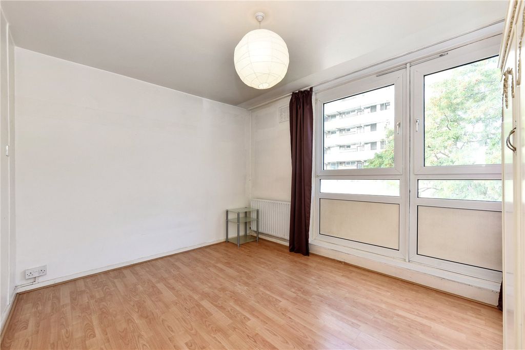 Property photo 1 of 12 Picture No. 02