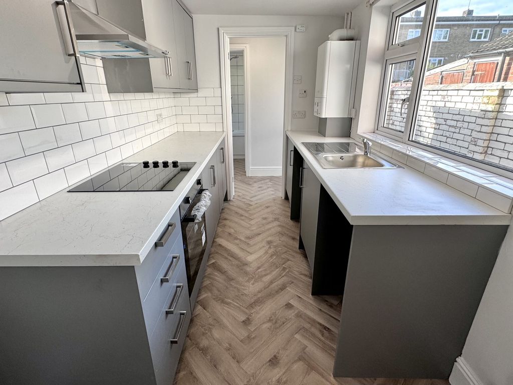 Property photo 2 of 10 Img_3221