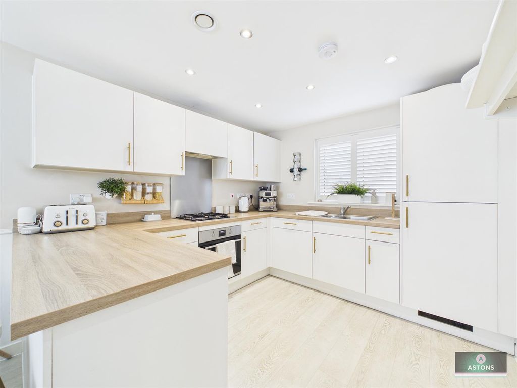 Property photo 3 of 24 Cam02067G0-Pr0202-Still009.Jpg