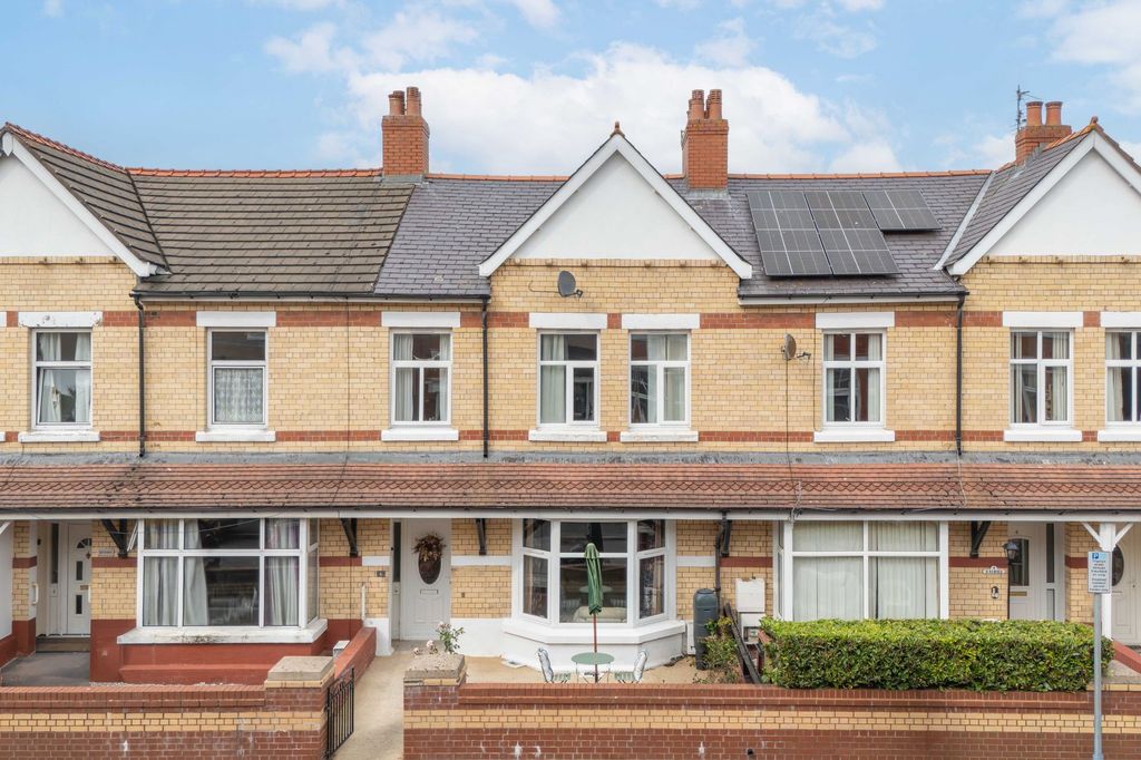 Property photo 1 of 10