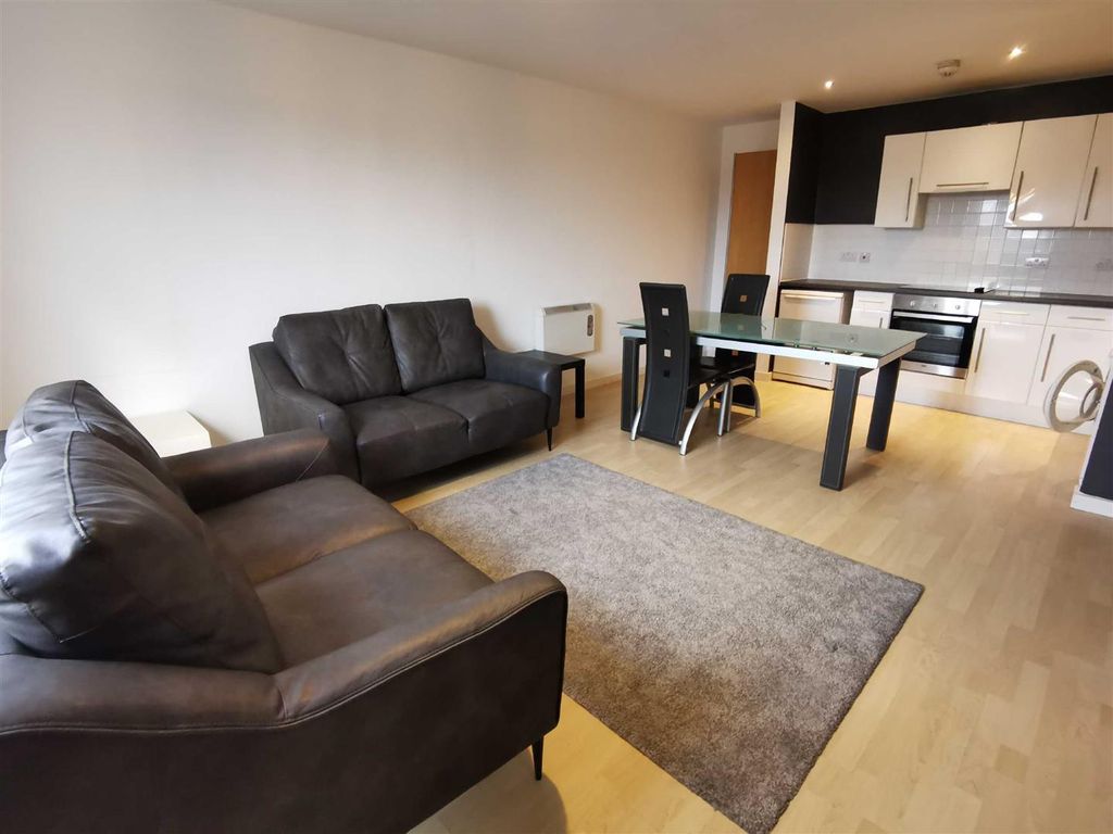 Property photo 3 of 9