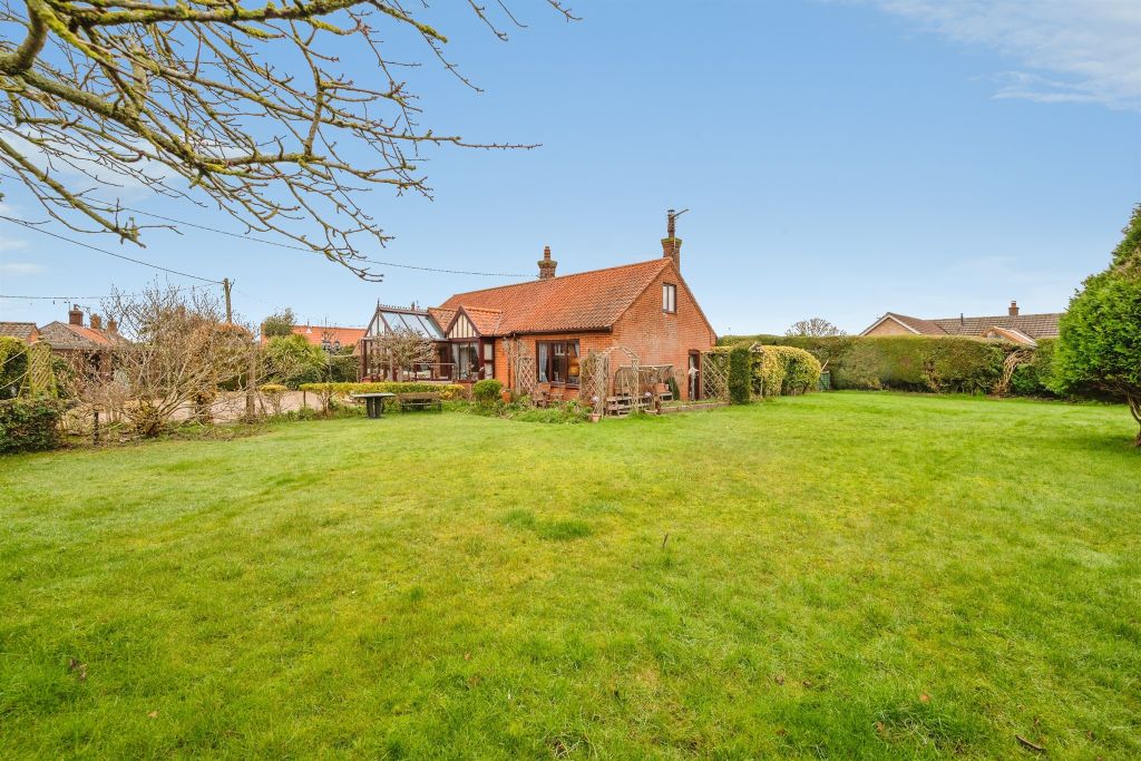 Property photo 3 of 23