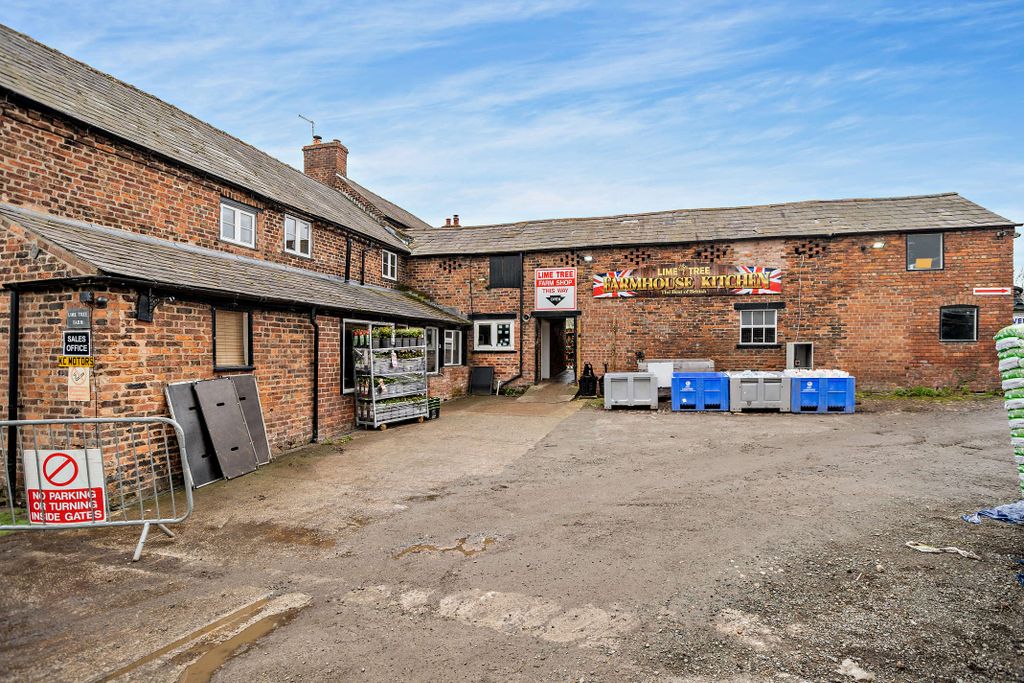 Property photo 3 of 20
