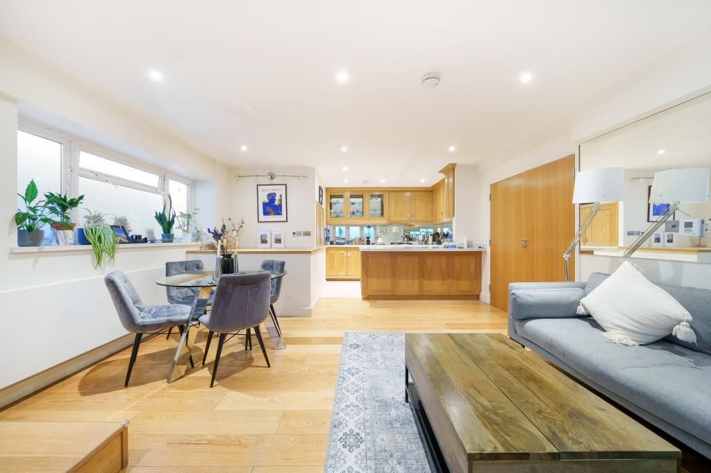Property photo 3 of 10 Reception Room/Kitchen