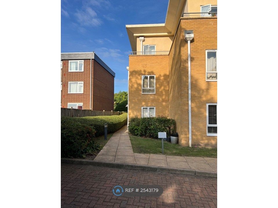 Property photo 3 of 14
