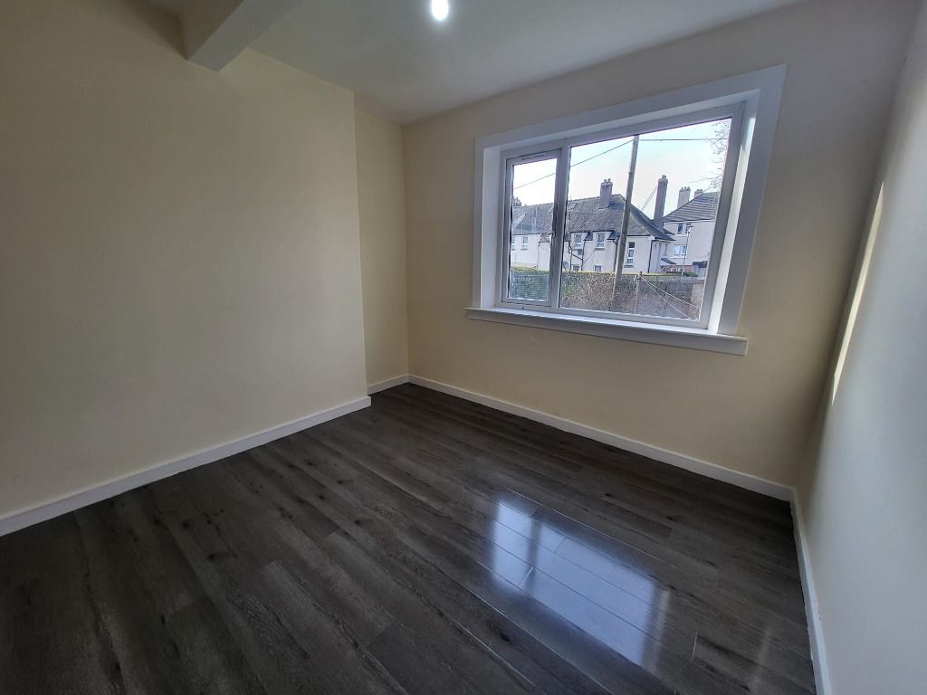 Additional image 9 of 4 bed flat to rentJessiman Square, Renfrew, Renfrewshire PA4
