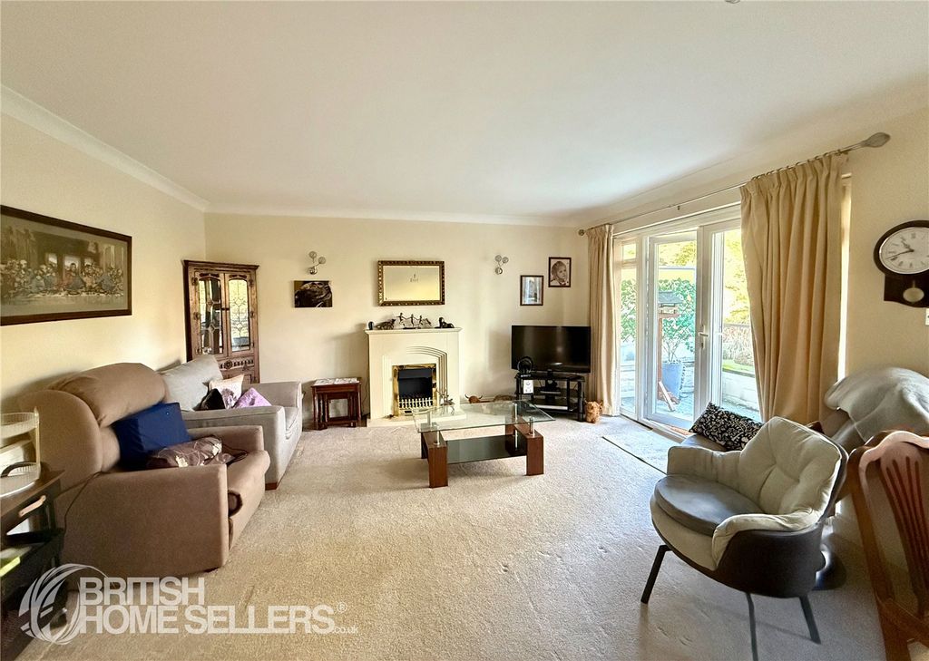 Property photo 3 of 15 Picture No. 05