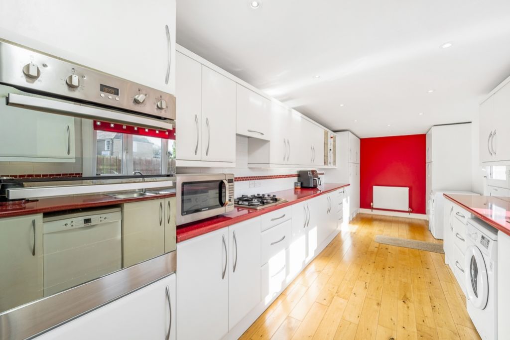 Property photo 3 of 27 12 Spalding Road (Holbeach)-22