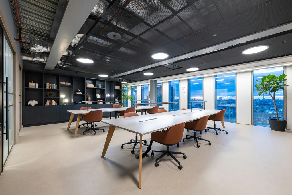 Property photo 1 of 39 Meeting Room