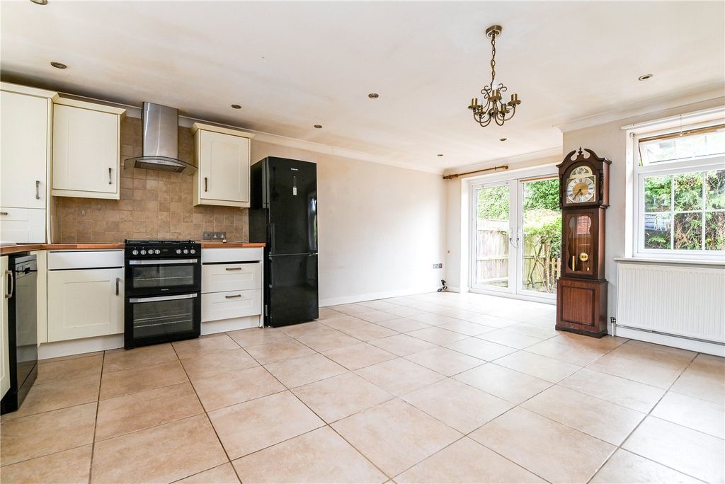 Property photo 3 of 15 Picture No. 04