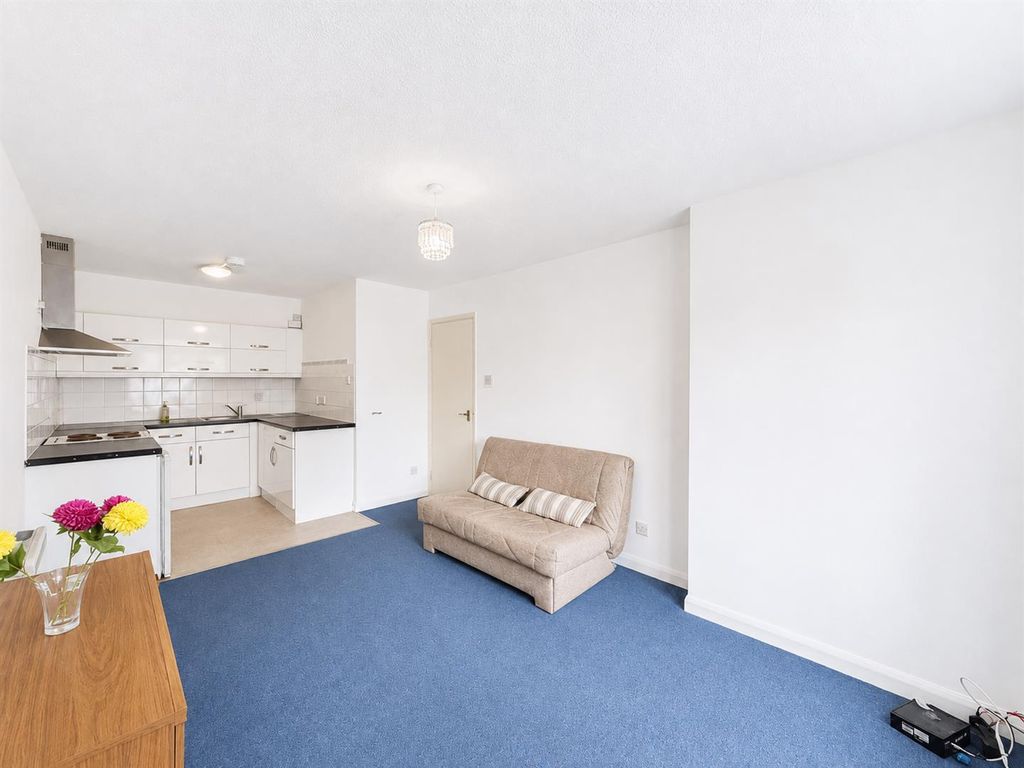 Property photo 3 of 6 Reception Room