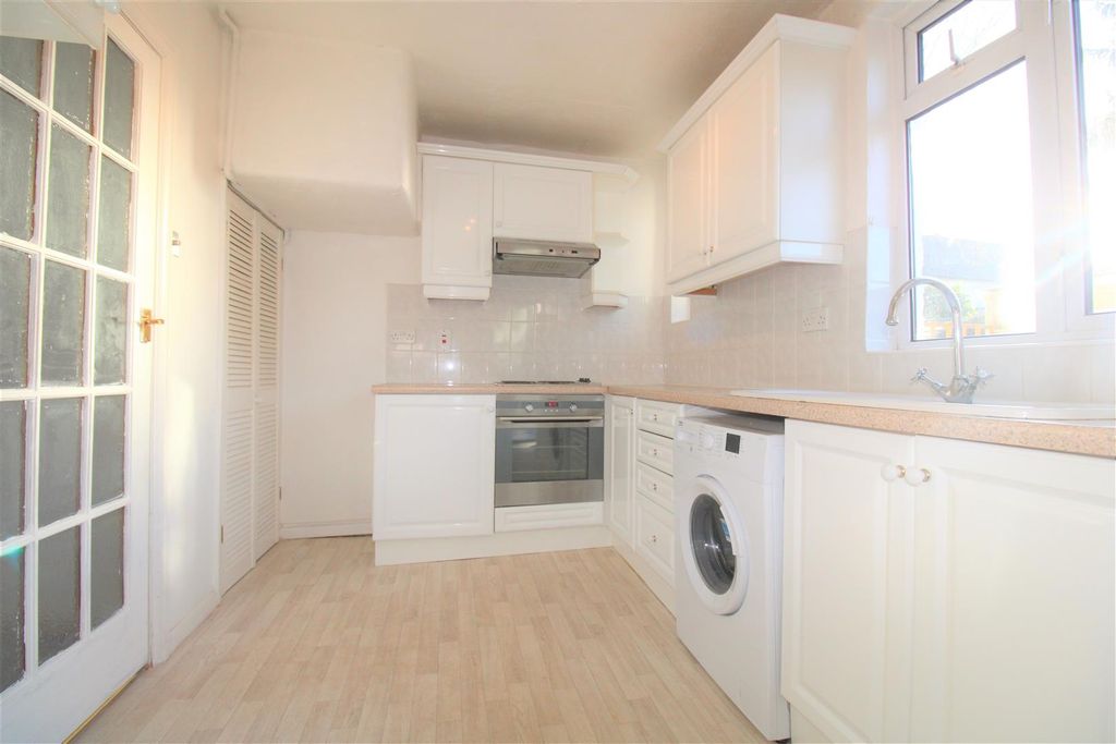 Property photo 2 of 9 Img_2563.Jpg