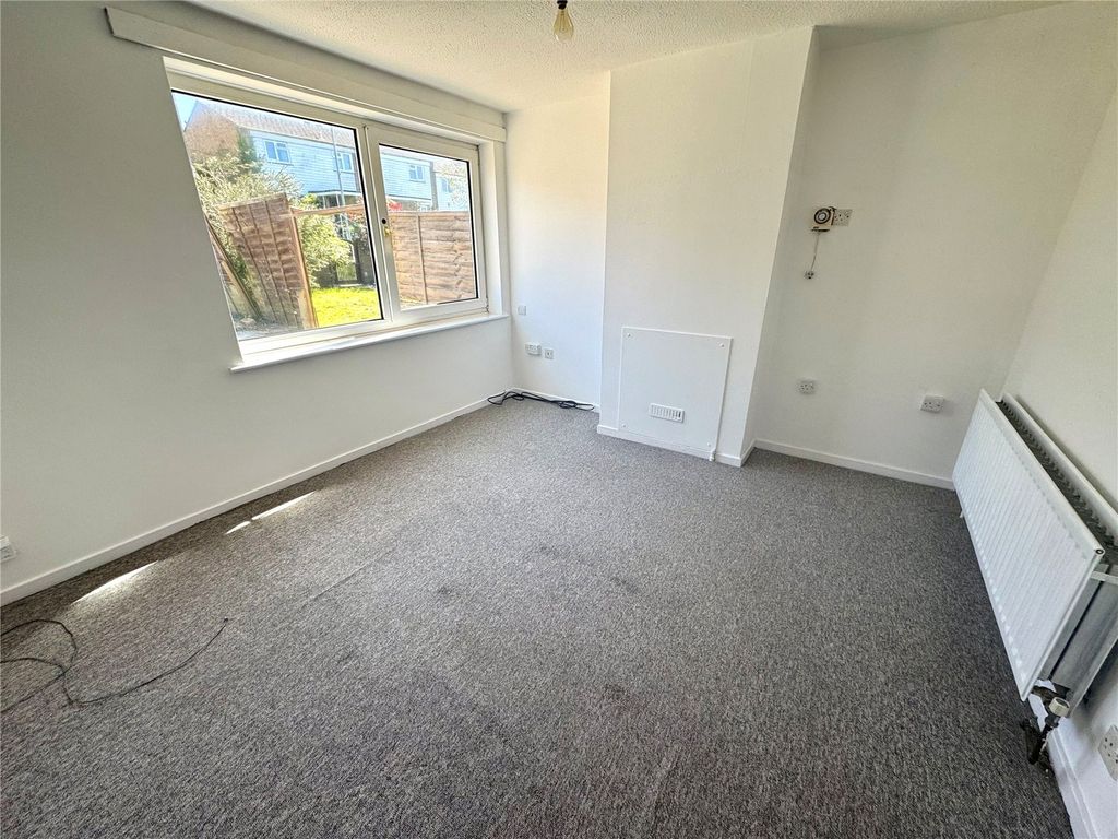 Property photo 3 of 10 Picture No. 27