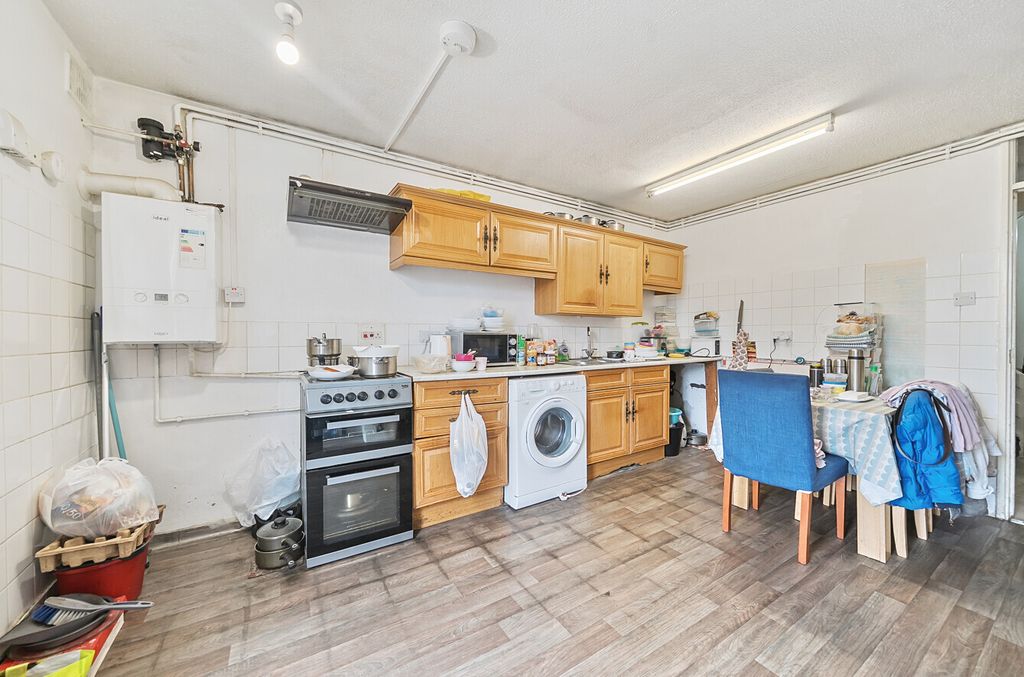 Property photo 3 of 11 Picture No. 16