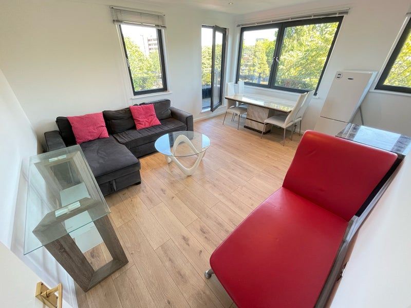 Property photo 1 of 8
