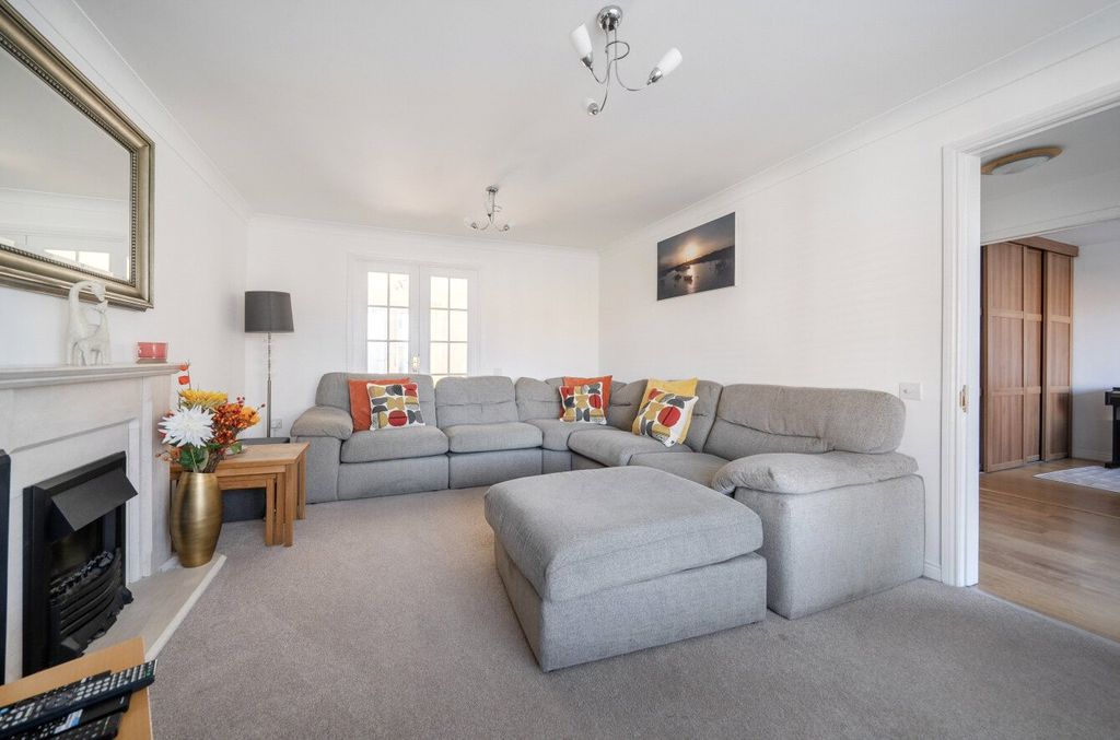 Property photo 3 of 16 Picture No. 05