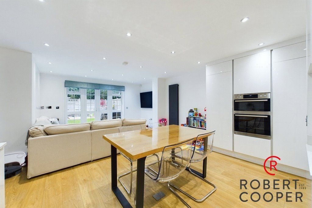 Property photo 3 of 14 Picture No. 06