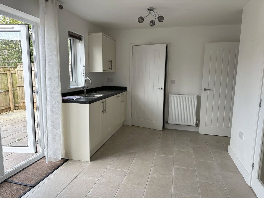 Property photo 3 of 12 Picture No. 04