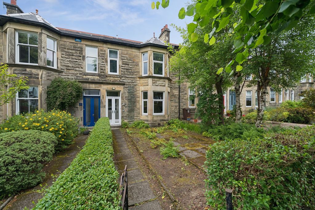Property photo 1 of 34