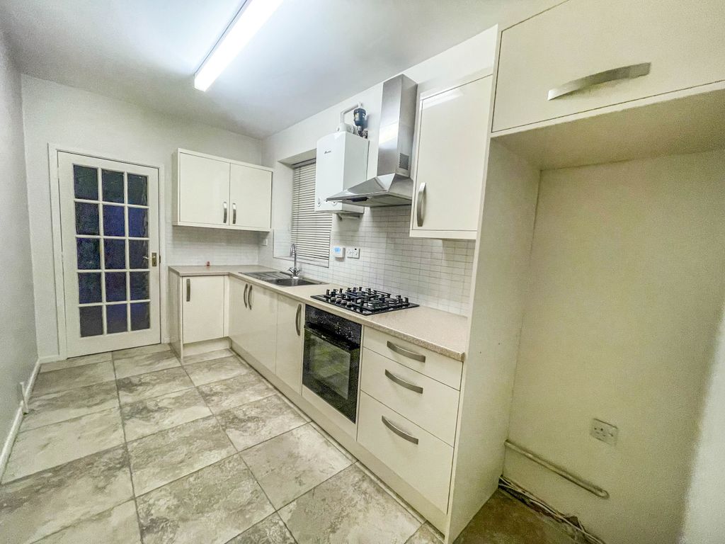 Property photo 2 of 13 E14E1F09-7D68-4499-B8Ab-EE2E30Fcb1D3.Jpg