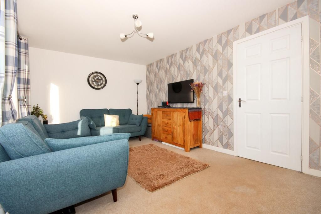 Property photo 3 of 12 Living Room