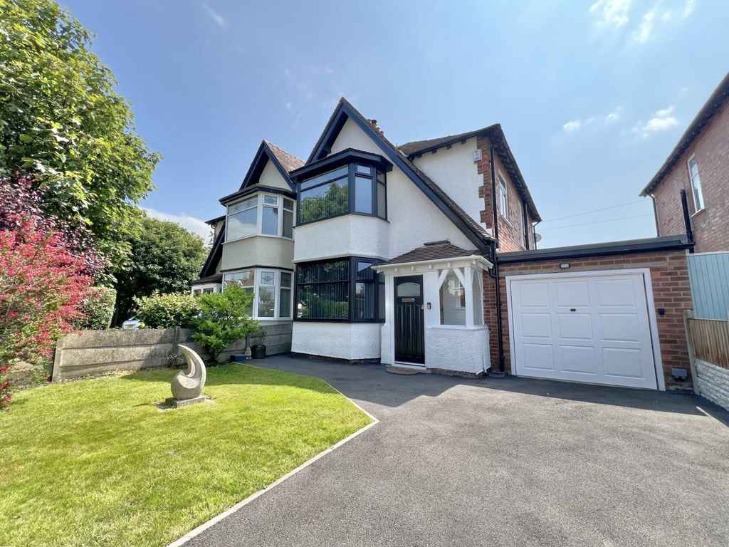 Property photo 1 of 23
