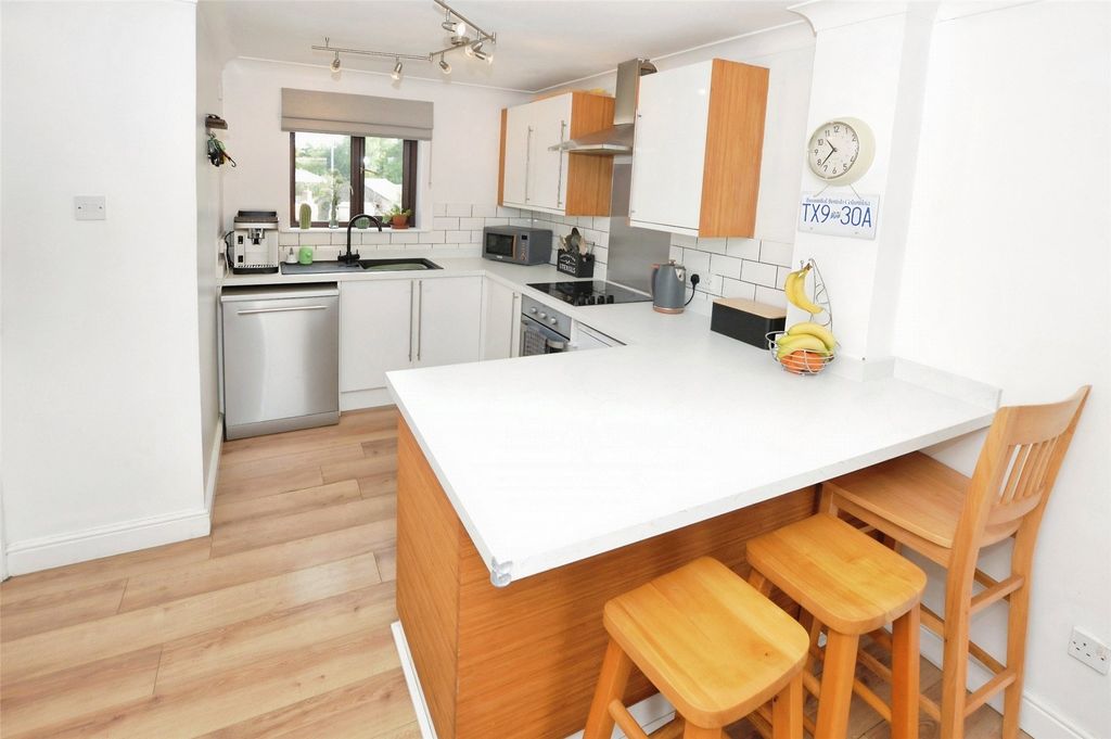 Property photo 3 of 10 Picture No. 25