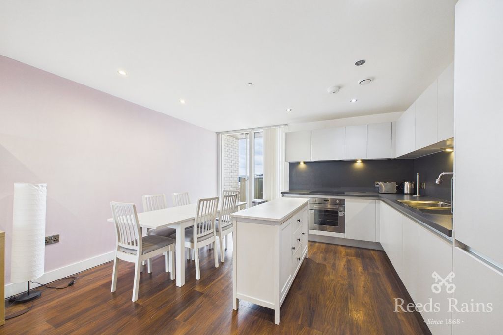 Property photo 3 of 13 Picture No. 26