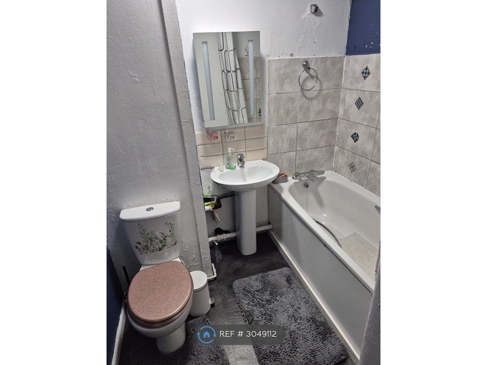Property photo 2 of 3