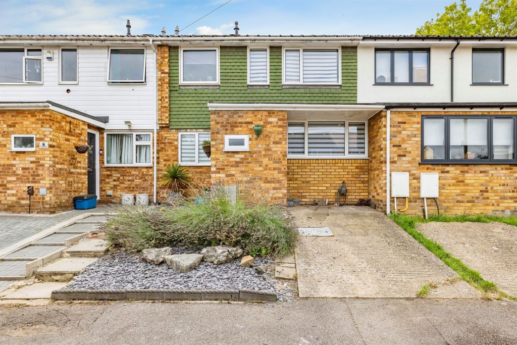 Property photo 1 of 17
