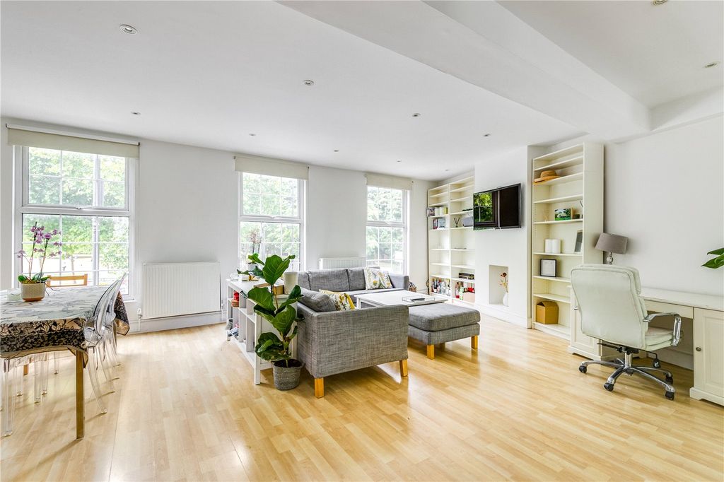 Property photo 1 of 11 Picture No. 25