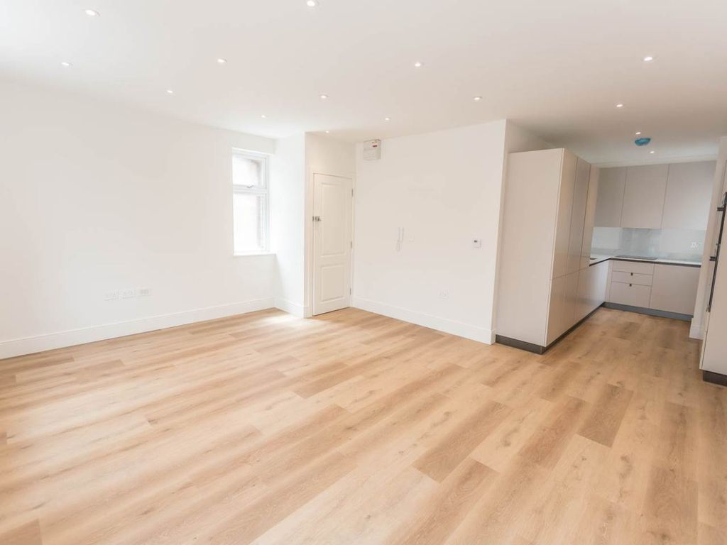 Property photo 1 of 13 Img_1011