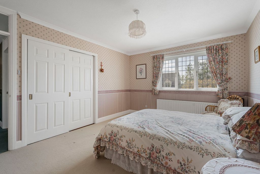 Property photo 3 of 17 Picture No. 32