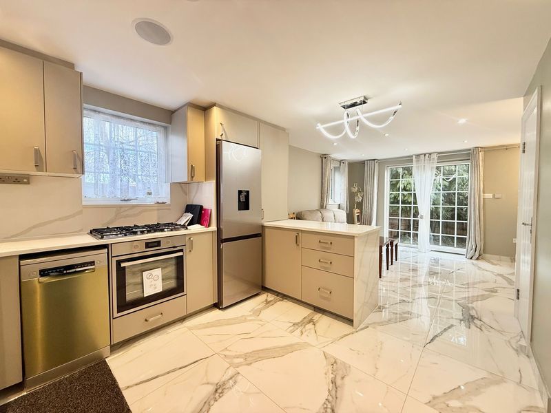 Property photo 3 of 12 Photo 3