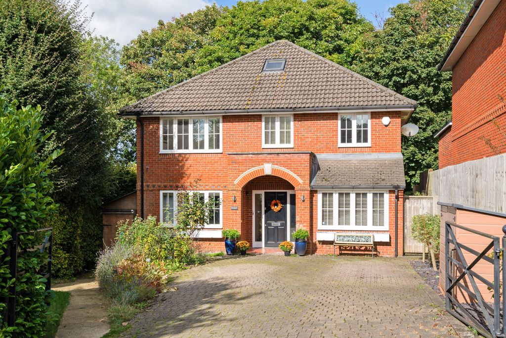 Property photo 1 of 23